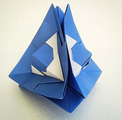 Campus bei uns - Modulares Origami: Der eingefangene Würfel